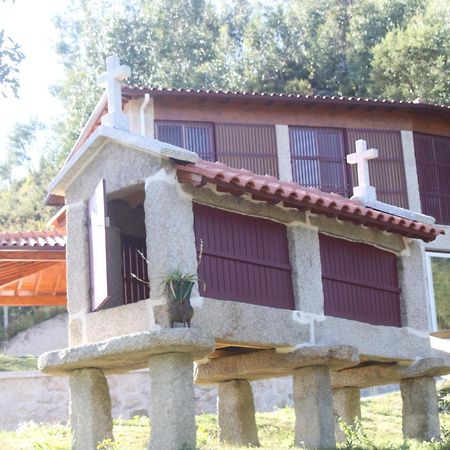 Encostas Da Torre Guest House Terras de Bouro Exterior photo