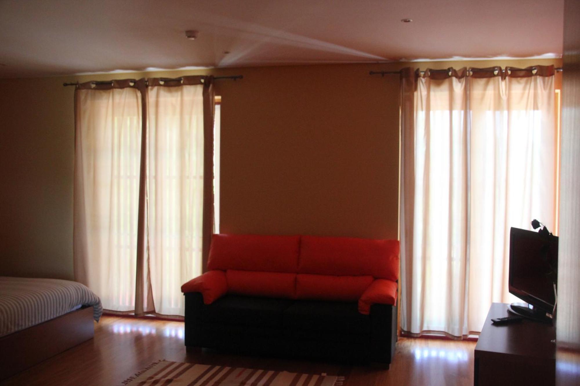 Encostas Da Torre Guest House Terras de Bouro Exterior photo