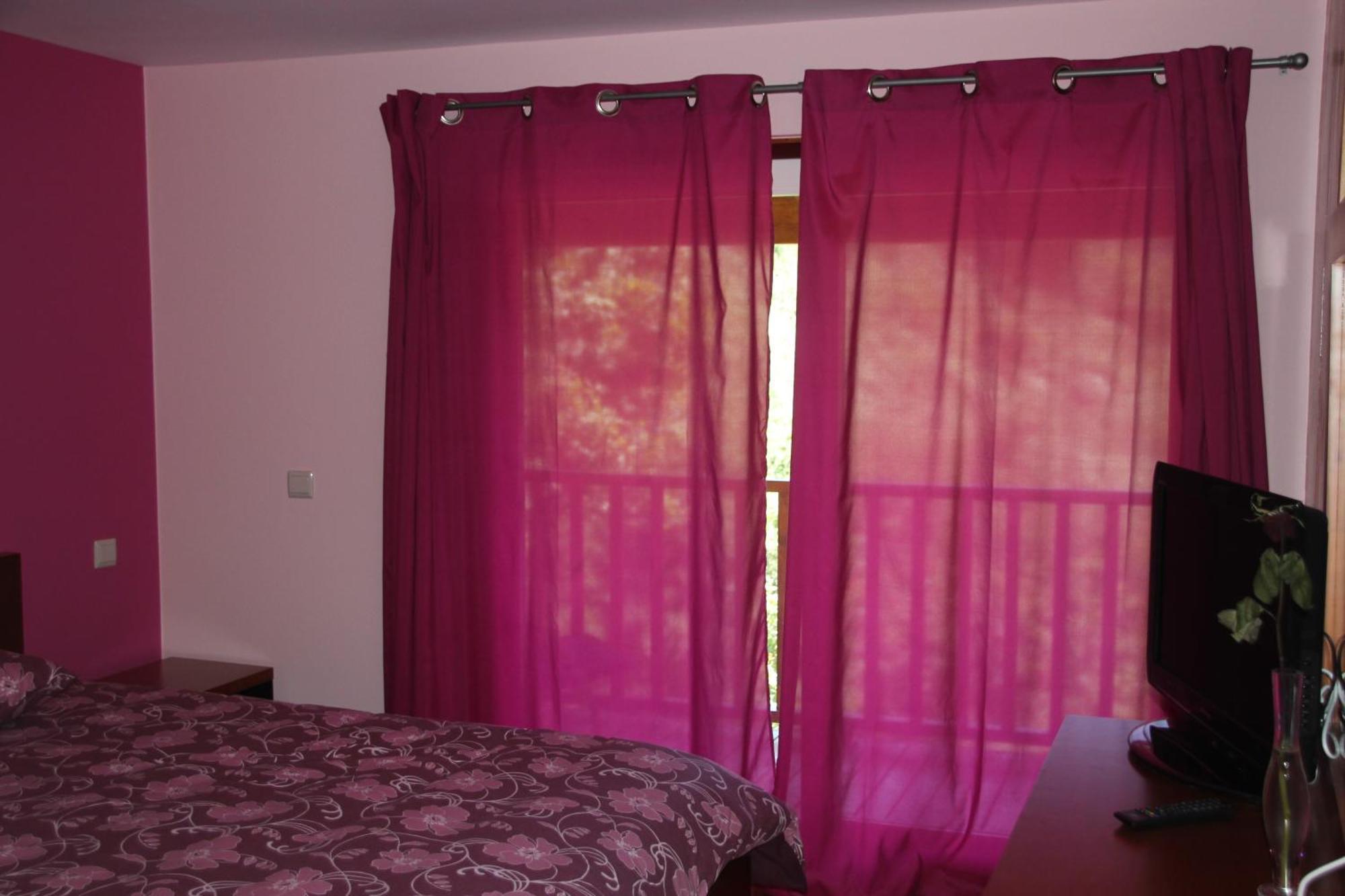 Encostas Da Torre Guest House Terras de Bouro Exterior photo