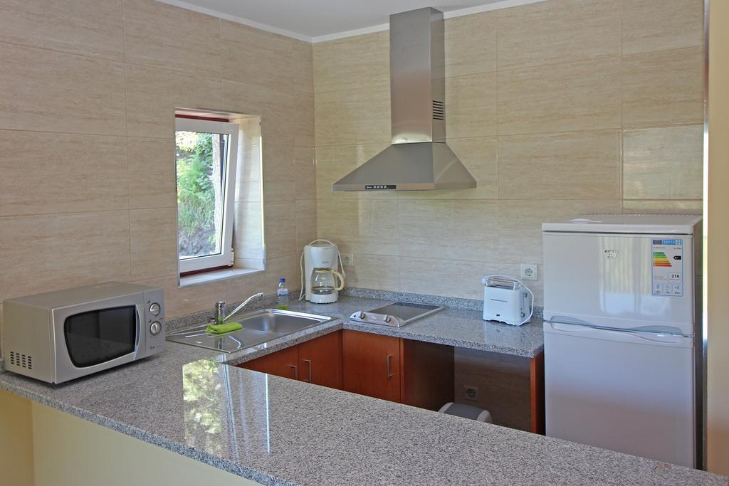 Encostas Da Torre Guest House Terras de Bouro Exterior photo