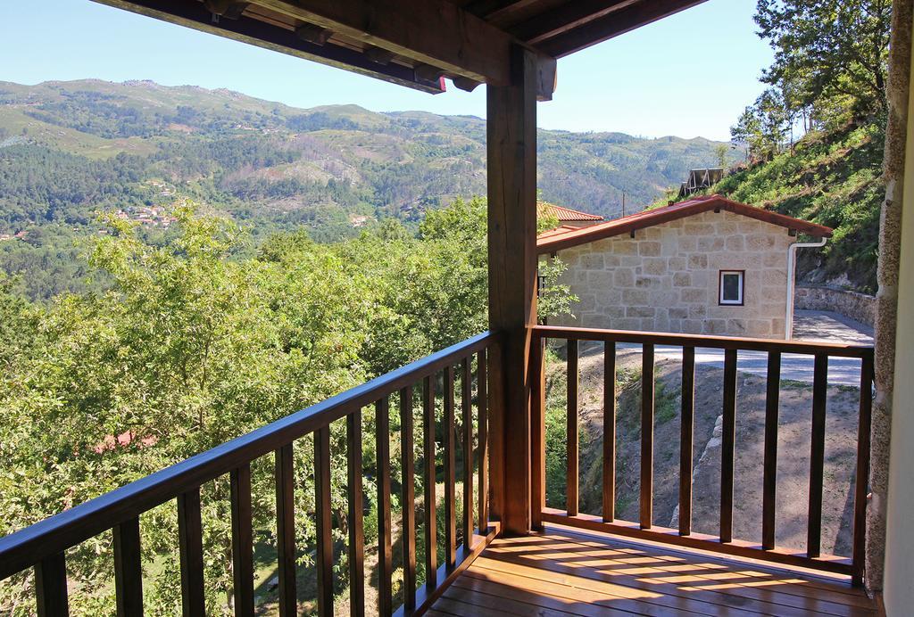 Encostas Da Torre Guest House Terras de Bouro Exterior photo