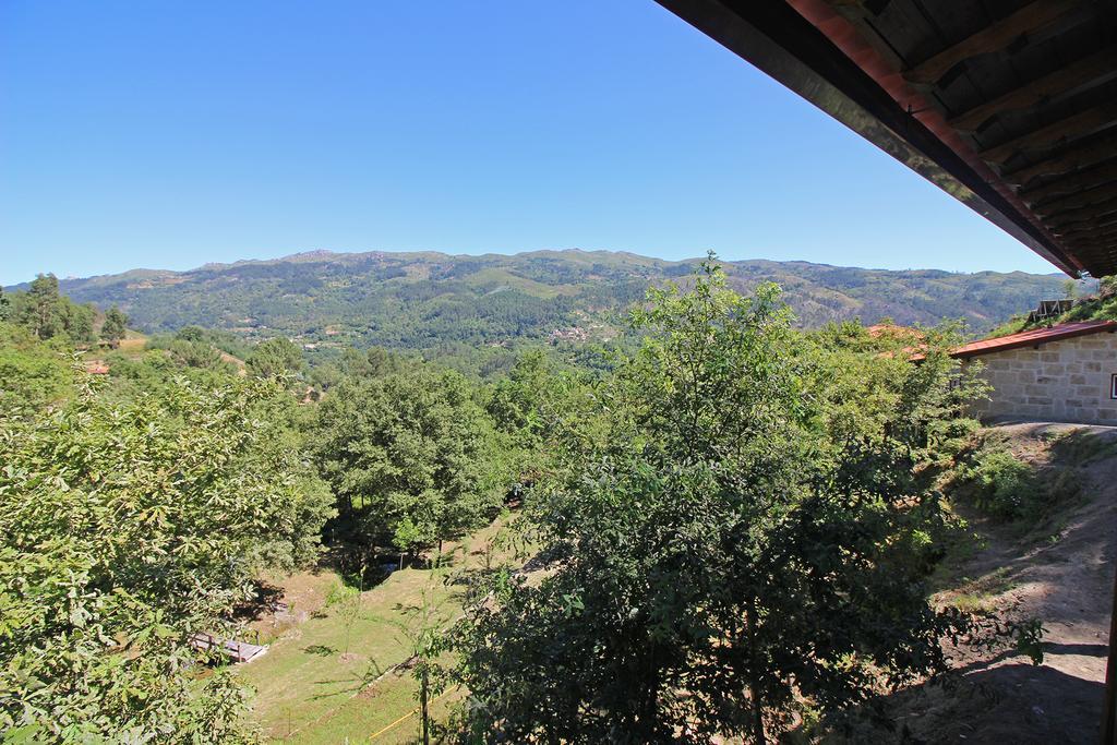 Encostas Da Torre Guest House Terras de Bouro Exterior photo