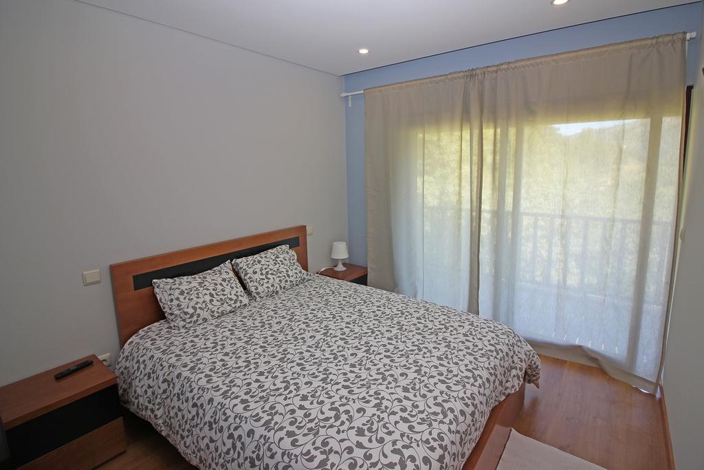 Encostas Da Torre Guest House Terras de Bouro Exterior photo
